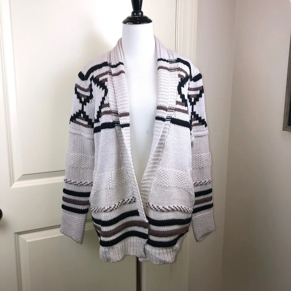 Love Stitch Chunky Ivory White Sweater Cardigan S